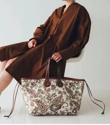 새상품급 A Vacation 덤보 토트