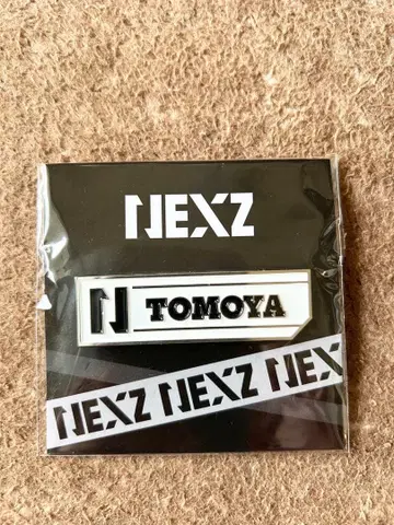 미개봉 새상품! NEXZ TOMOYA 핀 배지