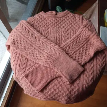 핑크 케이블 니트 스웨터 긴팔
