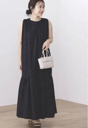 BEAMS HEART 빔즈 하트 스타 도트 원피스 슬리브리스