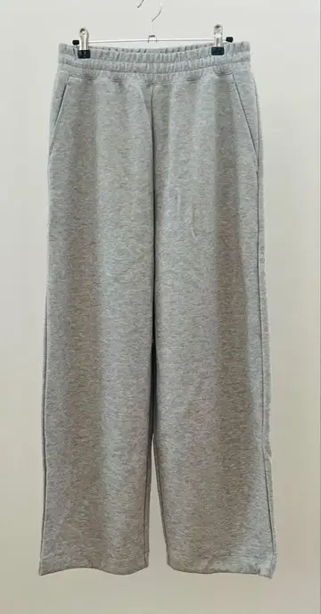 UNIQLO : C 맨투맨 와이드 팬츠 2개 세트