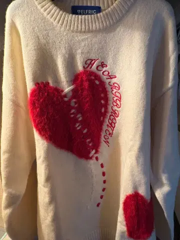 ELFRIC EDEN 하트 자수 니트