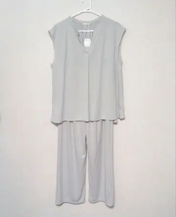 GU 라이트 그레이 팬츠 셋업 L 사이즈