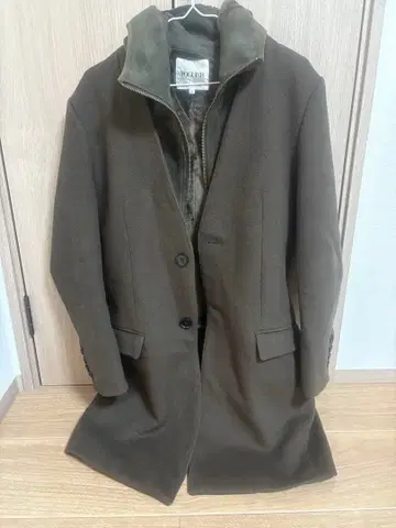 VOGUISH 후드 부착 울 코트 M 사이즈