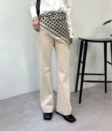 [ mystic ] 스트레치 플레어 데님