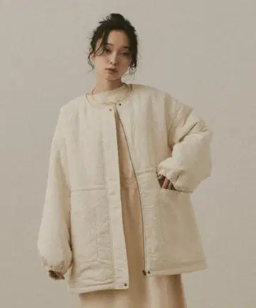 moi tytto 모이테 뉴앙스 패턴 퀼팅 블루종 코트