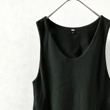 UNIQLO 브러쉬드 저지 오버롤 스커트 포켓 부착 심플