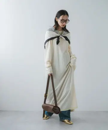 보말 와플 볼륨 맥시 원피스 보마르