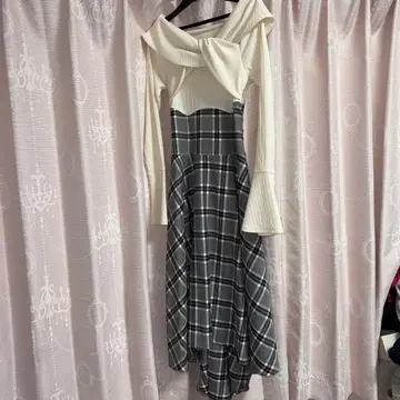 [ 새상품급 ] dazzlin 다즐린 원피스