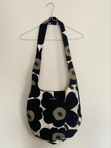 marimekko 플라워 패턴 숄더백 토트