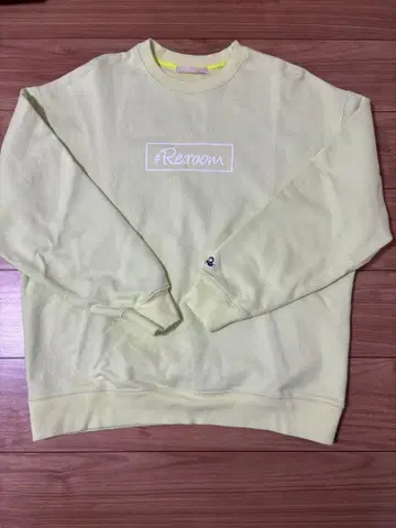 #Re.room 맨투맨 S 사이즈