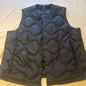 유니클로 UNIQLO 울트라 라이트 다운 컴팩트 베스트 웨이브 퀼트