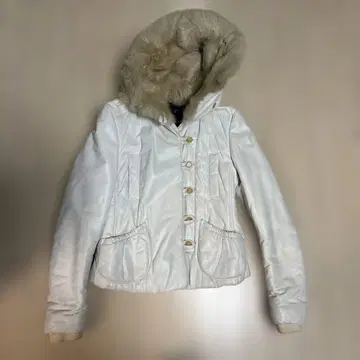 화이트 퍼 자켓