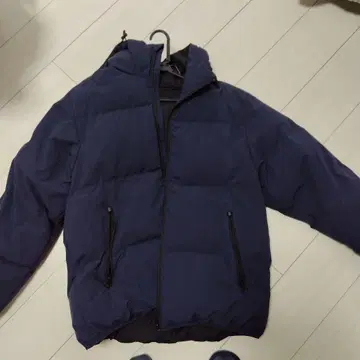 GU 네이비 블루종 후드 부착