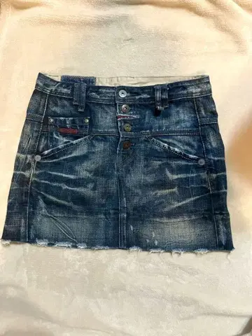 마리떼 프랑소와 저버 데님 스커트