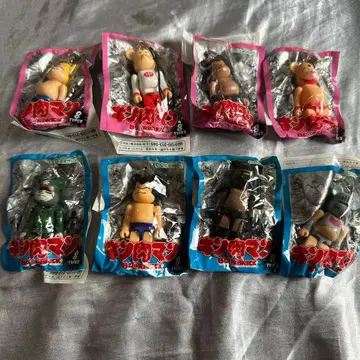 근육맨 x CC레몬 x 큐브릭 베어브릭 8체 세트