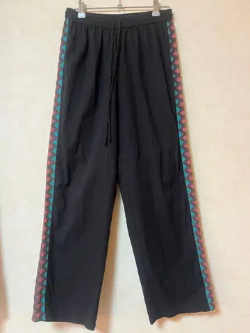 자수 캐주얼 팬츠