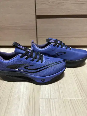 중국 카본 신발 ZABR CHUNTA 보라색 스니커즈 통굽