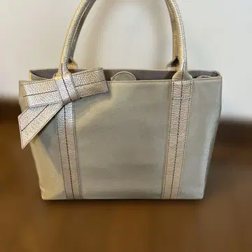 실버 리본 포함 토트백