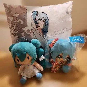 하츠네 미쿠 쿠션, 봉제 인형 등