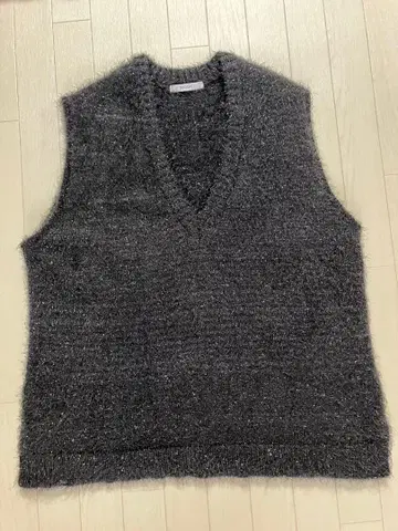 DISCOAT 라메 페더 얀 베스트 차콜 그레이