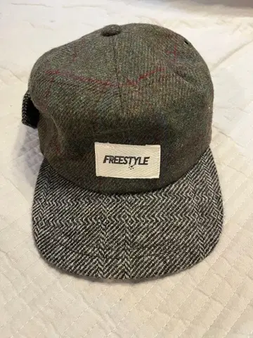 TONBOW FREESTYLE 헤링본 캡 그레이 계열