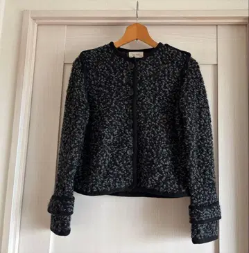 TOMORROWLAND 달마시안 니트 크루넥 자켓