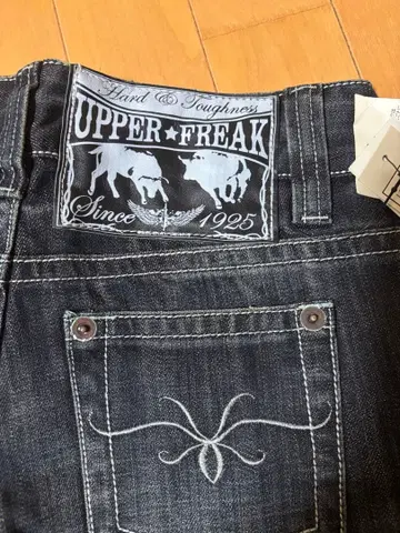 [ A4 ] UPPER FREAK 플레어 팬츠 블랙 데님(M)