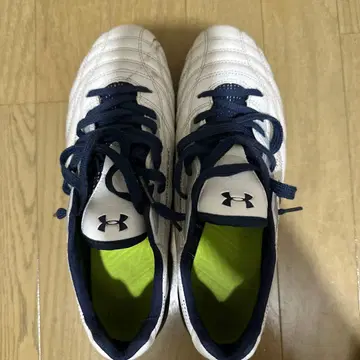 축구 스파이크 언더아머