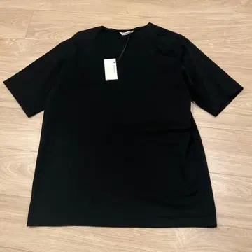 택 포함 미사용 새상품 AURALEE 보트넥 T셔츠 블랙