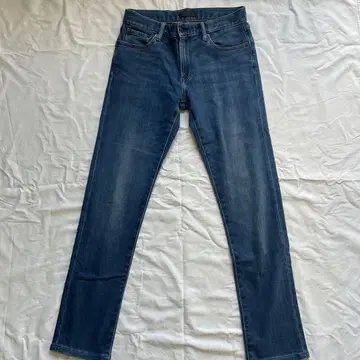 유니클로 히트텍 울트라 스트레치 슬림핏 청바지 28