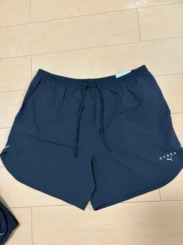 PUMA HYROX 블랙 숏팬츠 XL (수입 사이즈)