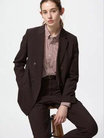 이번 시즌 UNIQLO 더블 자켓 브라운