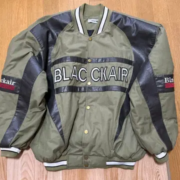 짧은 기장 아우터