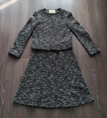 유나이티드 애로우즈 트위드 셋업 블랙