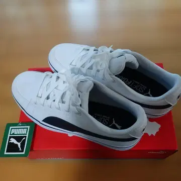 PUMA 스포츠 스타일 스니커즈 화이트/블랙