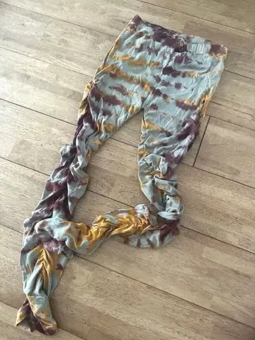 에스닉, 주름 레깅스, 타이다이, 차이하네, 말라이카, 티티카카 계열