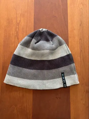 몽타주 리브 스트라이프 비니