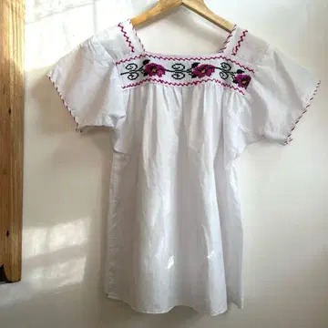 vintage 멕시칸 자수 블라우스 구제 의류