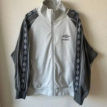 9090 umbro 트랙 자켓 XL 라이트 그레이