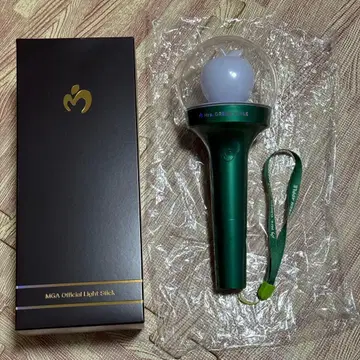 Mrs. GREEN APPLE MGA 공식 라이트 스틱