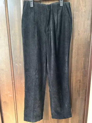 JEN 코듀로이 블랙 슬랙스