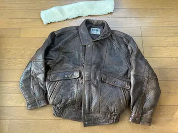 브라운 가죽 자켓
