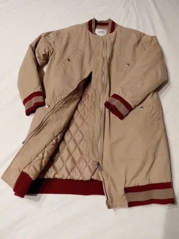 베이지 퀼팅 자켓 코트 OZOC