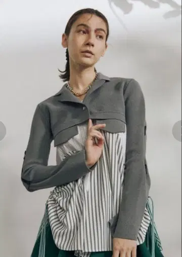 [ 가격 인하 불가 ] UN3D. 숏 니트 자켓