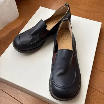 랙랙 네이비 가죽 슬립온 새상품