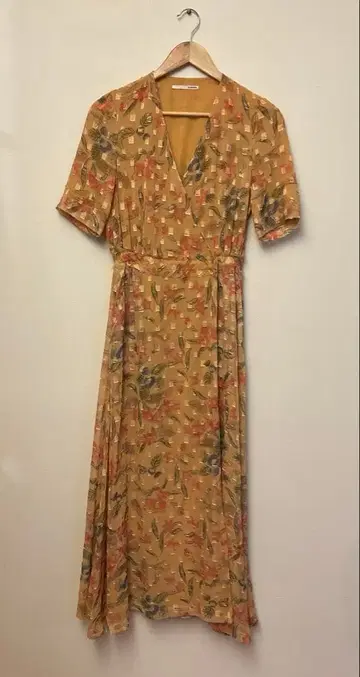 Styling/ kei Shirahata 꽃무늬 원피스 맥시 길이 반팔