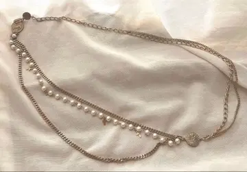 펄 x 섬세한 십자가 모티브 GOLD CHAIN BELT
