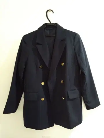 새상품급 GU 네이비 자켓 골드 버튼