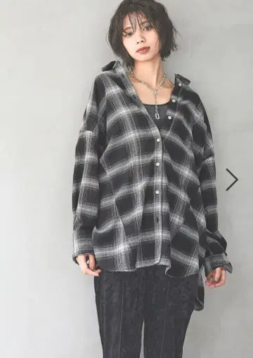 옴브레 체크 2WAY 셔츠 PAGEBOY 블랙